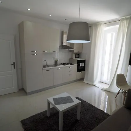 One Bedroom With Sea View פולה